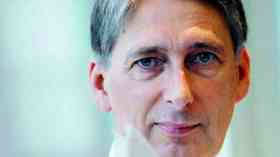 Brexit deal must prioritise jobs and prosperity, says Philip Hammond