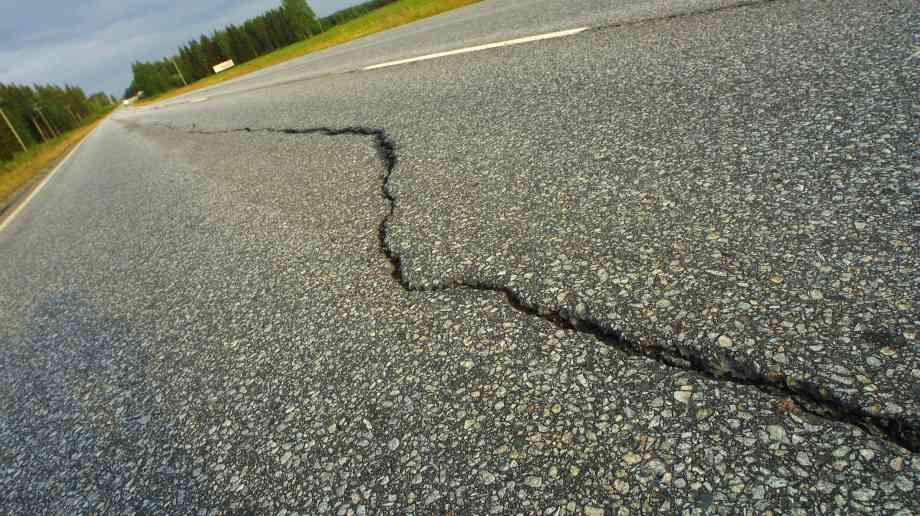 Pothole-related breakdowns rising despite mild conditions